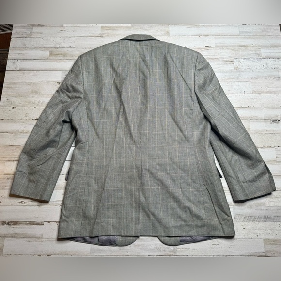 Jos. A. Bank Mens Gray Wool Silk Classic Fit Sport Coat Blazer 44R Windowpane - Picture 6 of 11